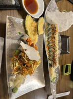 Sushi Wara food