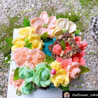 The Flower Cake Café food