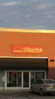 Pizza Hut Bradford outside