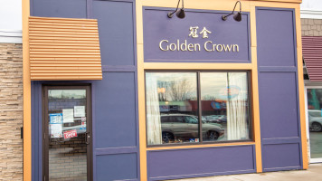 Golden Crown outside