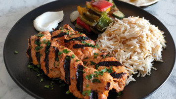 L'Amir Taouk Restaurant food