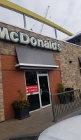 Mcdonald's Restaurants Of Canada outside