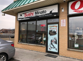 Sushi Minato outside