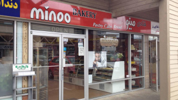 Minoo Bakery Pastry outside