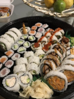 Nick Sushi food