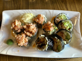 Miyagi Bistro Thai Et Sushi food