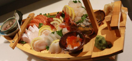 Hashi Sushi Japanese inside