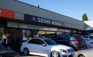 Sushi Mura food