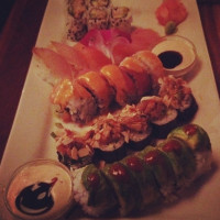Sushi Taxi Station St Sauveur food