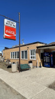 Hartney Motor Inn inside