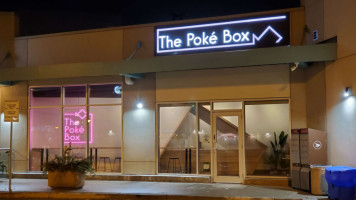 The Poke Box outside