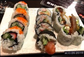 Sushi Ste-Catherine food