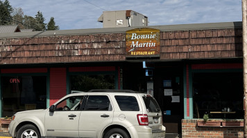 Bonnie Martin Restaurant food
