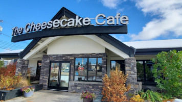 The Cheesecake Cafe outside