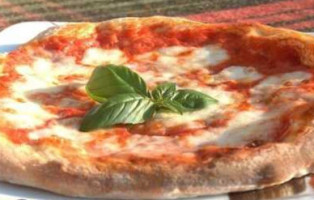 The Italian House Pizzeria food