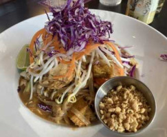 Thai Terrace Lounge food