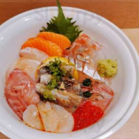 Sushi E food