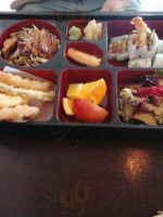 Sushi Kura food