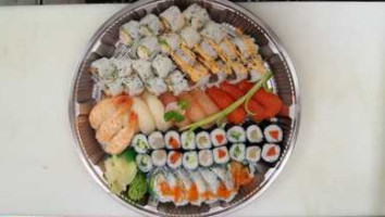 One Sushi food