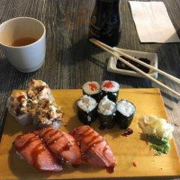 Tobiko Sushi food