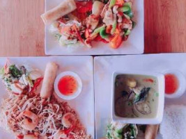 Nahm Thai Bistro food