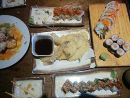 Sushi & Roll Japanese Restaurant food