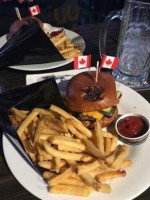 The Canadian Brewhouse food