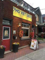 Pho Viet Taste Restaurant outside