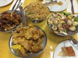 Yellow River Restaurant food