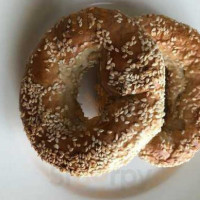 Oze Bagel food