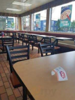 Dairy Queen Grill Chill inside