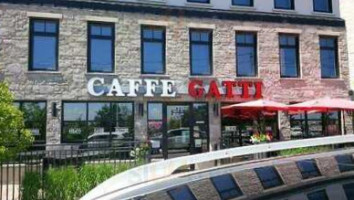 Caffe Gatti outside