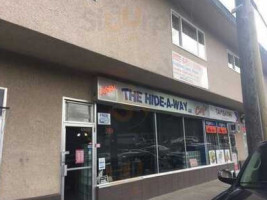 Hide-a-way Cafe outside