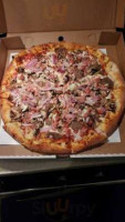 Pizza Tonite Oshawa inside