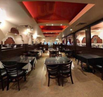 Ashiana Tandoori Restaurant inside
