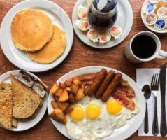 Happy All-Day Breakfast & Lunch food