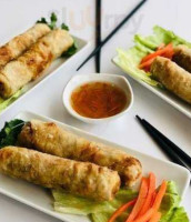 Vietnamese Roll food