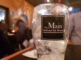 The Main Grill and Ale House food