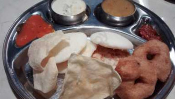 Saravanaa Bhavan Mississagua food