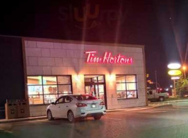 Tim Hortons outside