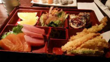 Hanano Sushi food