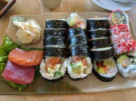 Oko Sushi inside