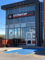 Second Cup Cafe Cie outside