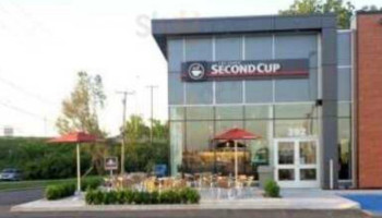 Second Cup Cafe Cie outside