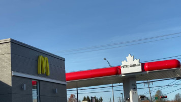 Mcdonald's outside