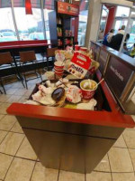 Tim Hortons Cold Stone Vaudreuil food