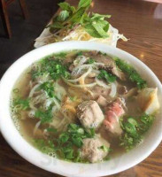 Pho Don Vietnamese Restaurant food