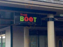 The Boot outside