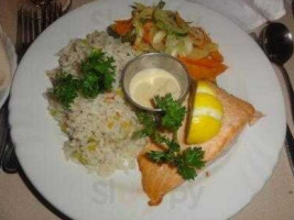 Salmon Lodge food