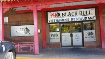 Pho Black Bull outside